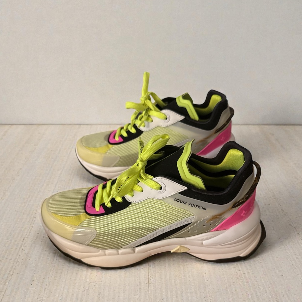 Louis Vuitton Sneakers in White and Yellow